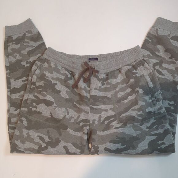 NEW JOHNNIE-O men's trainer camo jogger in gray - Picture 10 of 10
